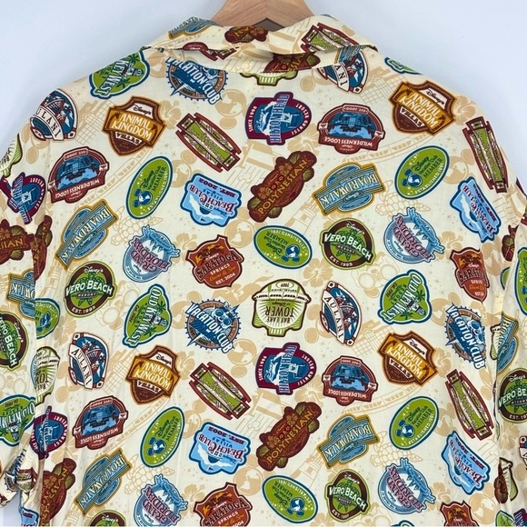 Disney NWT Hawaiian camp tourist parks shirt 
large animal kingdom - Picture 5 of 8